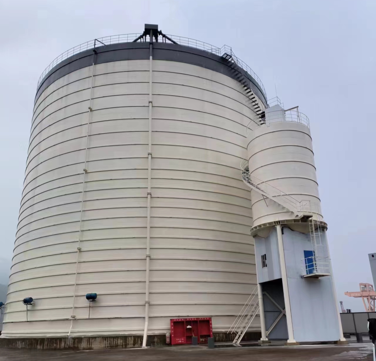 阿拉山口10万吨水泥钢板库